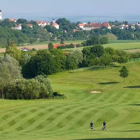 Wolfgang Halbinger * Bad Griesbach (Bavaria)